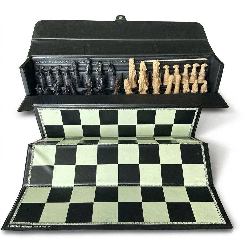 Vintage Studio Anne Carlton Reynard The Fox Chess Set Traveing Board & Case RARE
